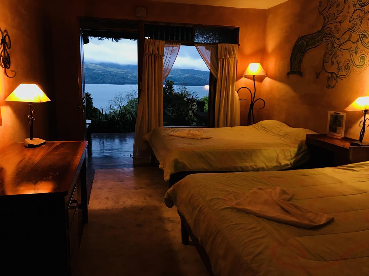 Lake Arenal Hotel And Brewery Тронадора Экстерьер фото